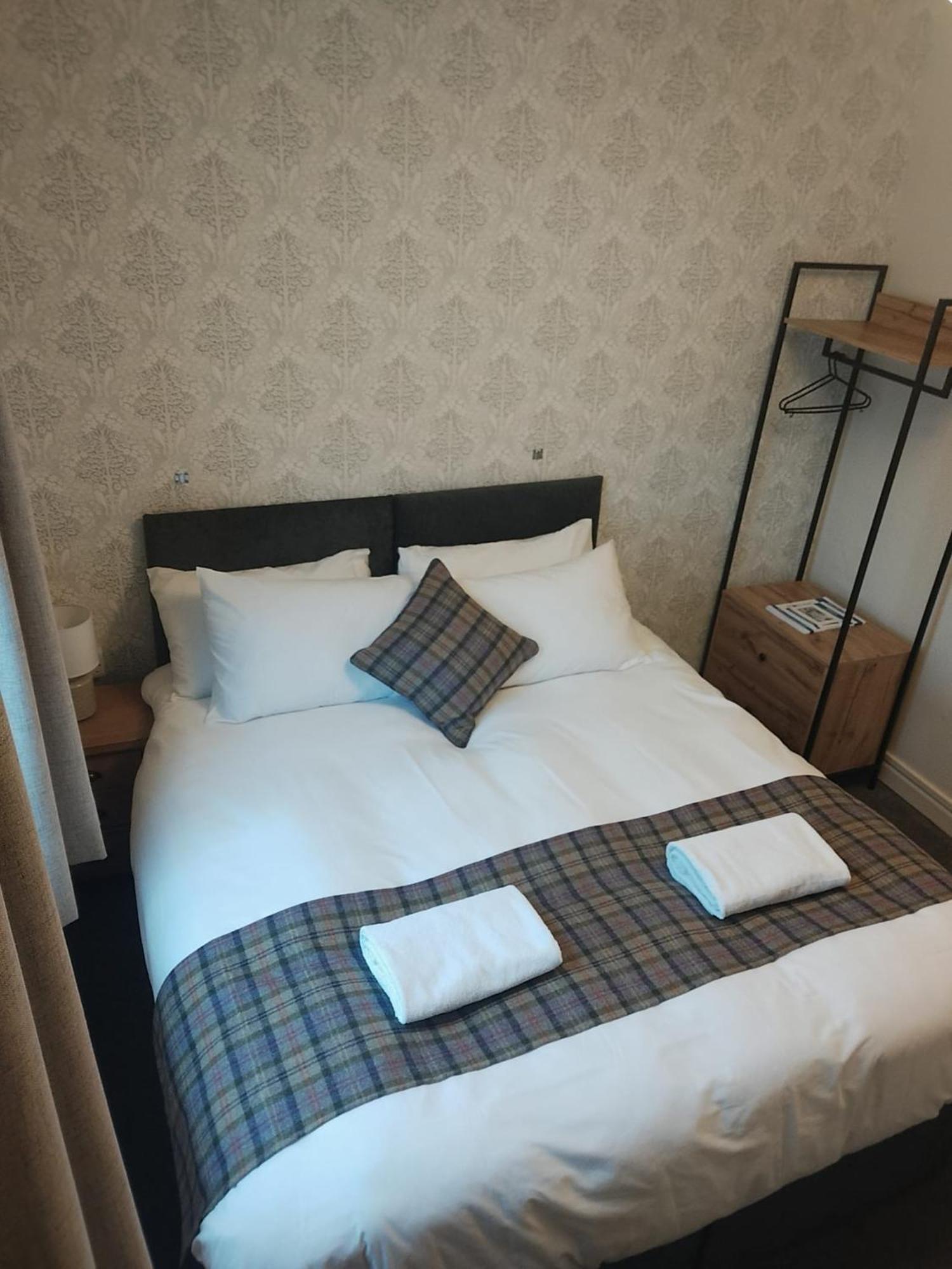 The Avenue Bed & Breakfast Durham Room photo
